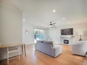 Central Forest Hill 3br Houseparking